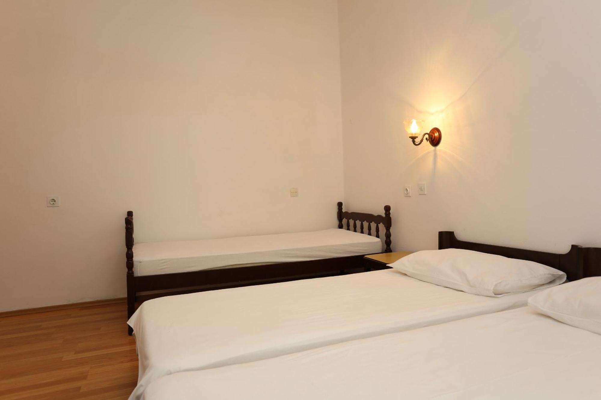 Apartments By The Sea Luka Dubrava, Peljesac - 284 Janjina Rum bild